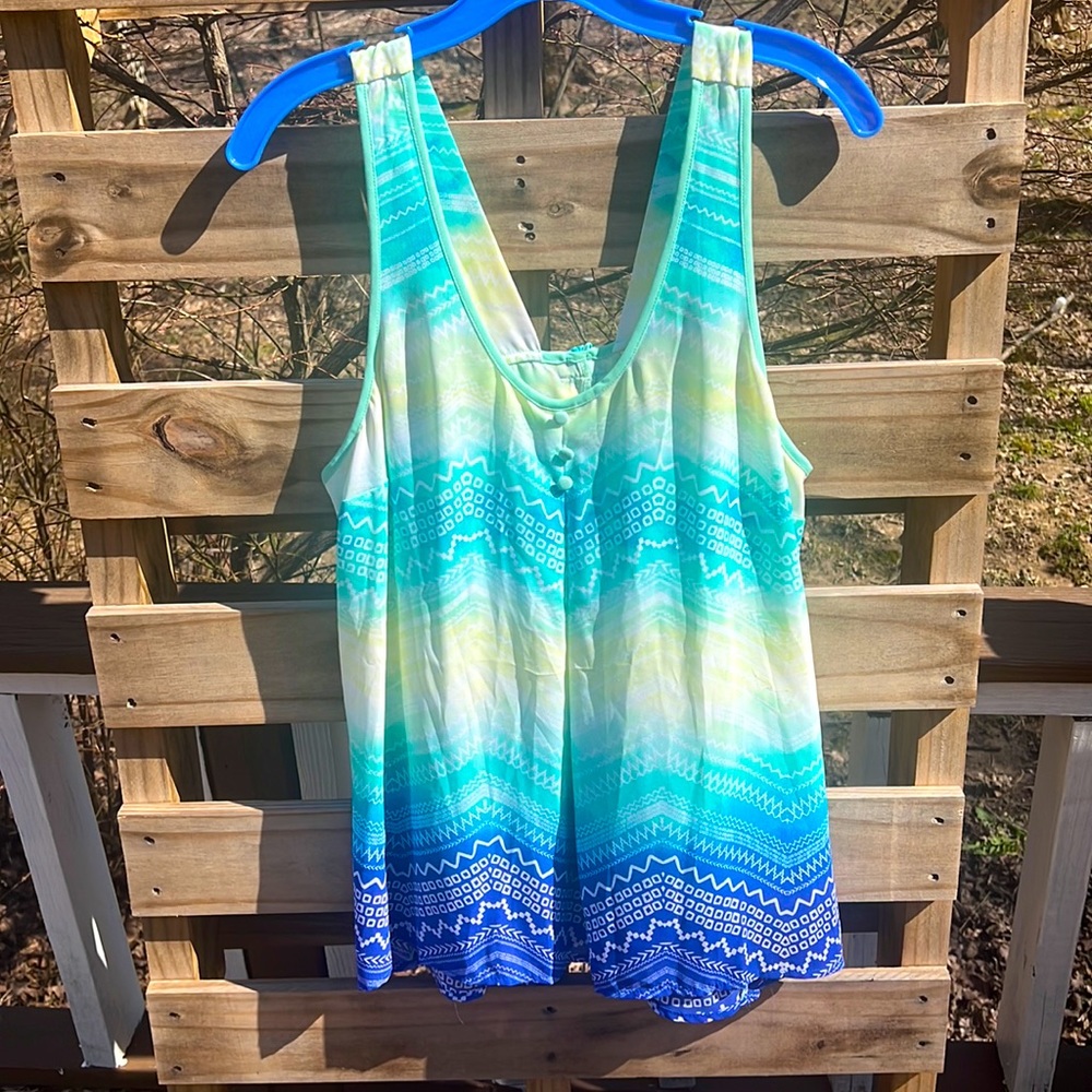 Candie’s tank top